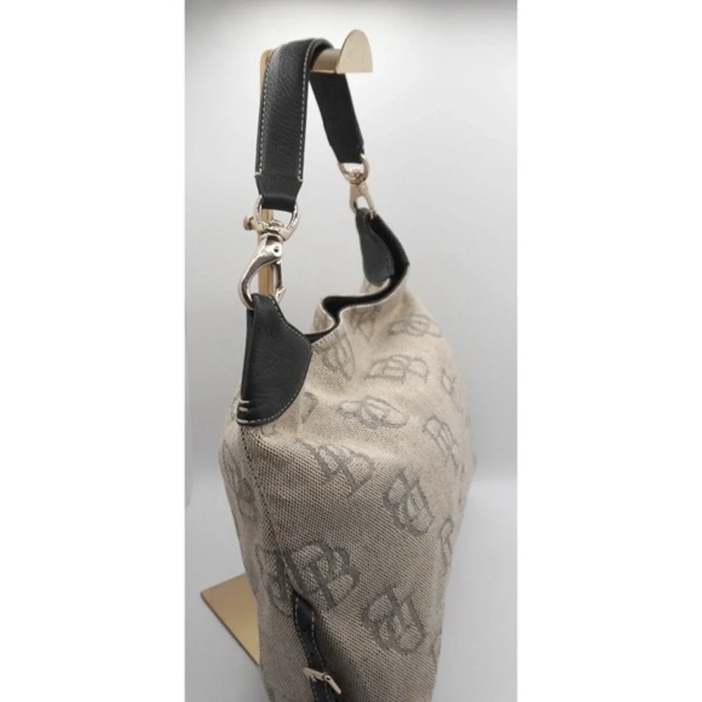 Dooney & Bourke dooney bourke